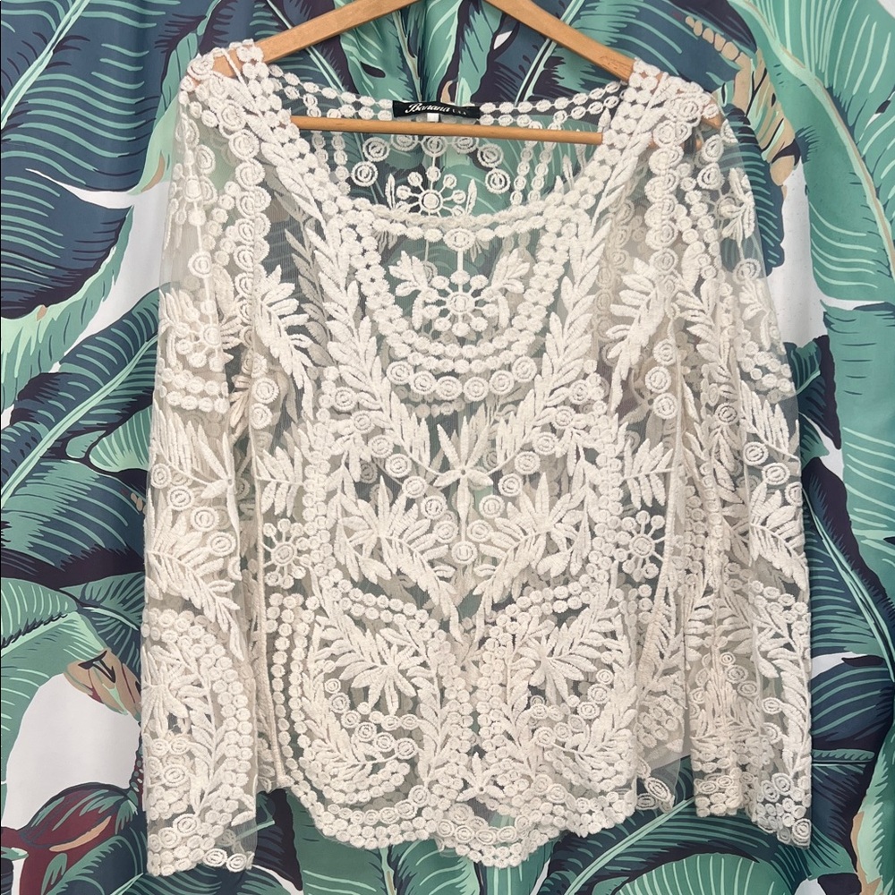 Vintage Cream Floral Lace Top